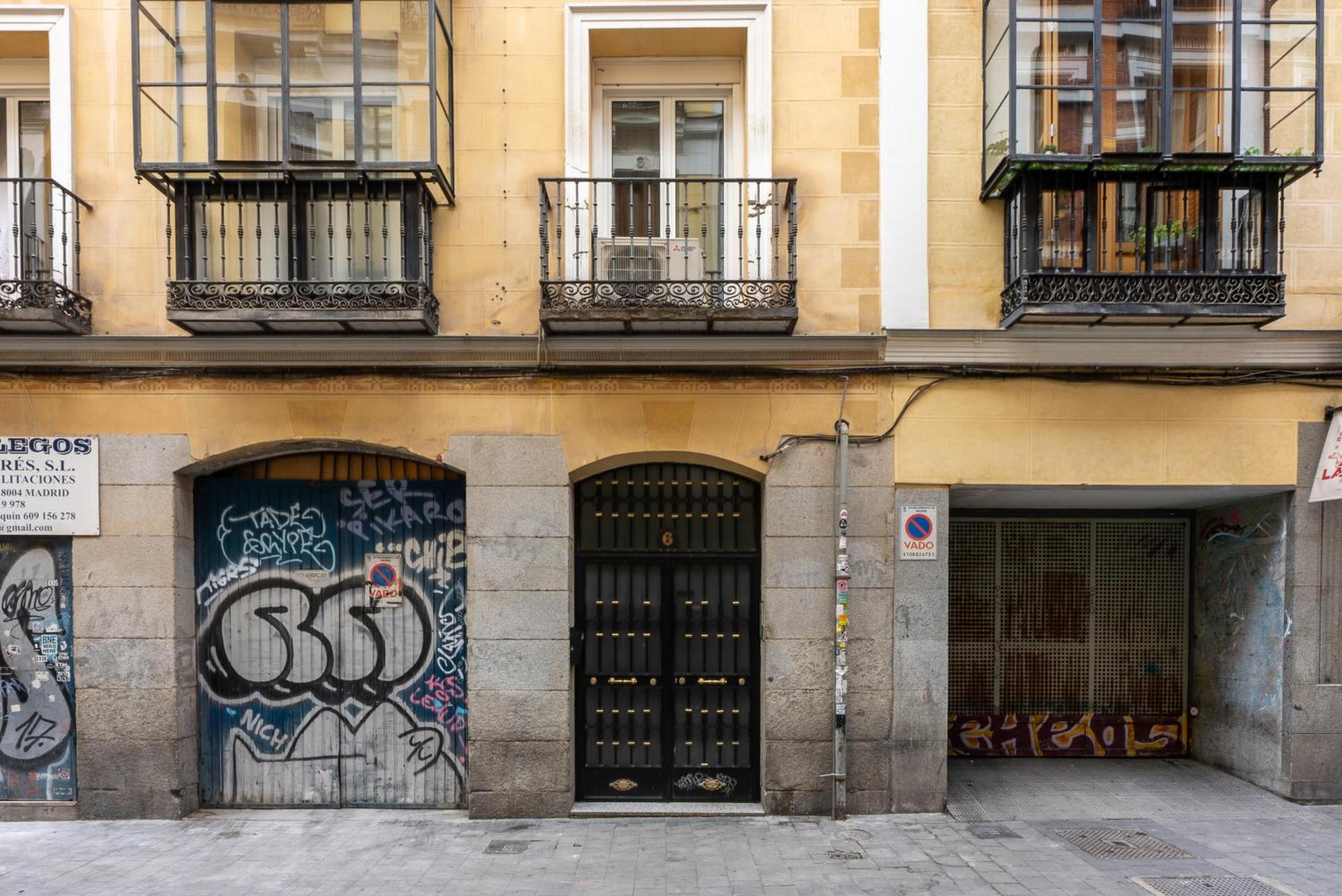 Aparthotel Smartr Madrid Chueca Esterno foto