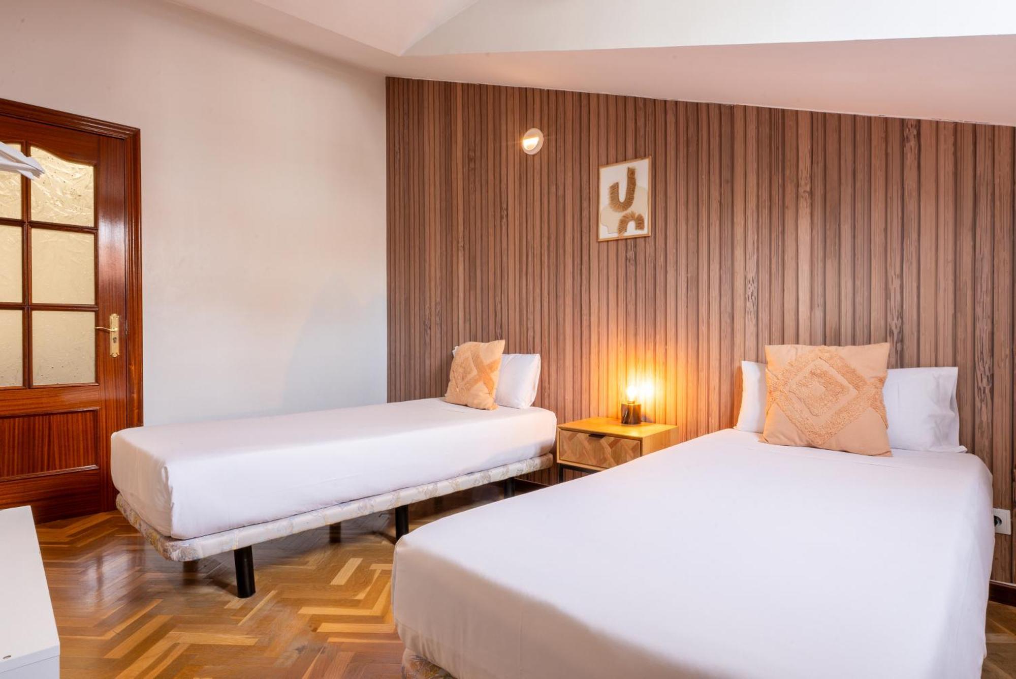 Aparthotel Smartr Madrid Chueca Esterno foto