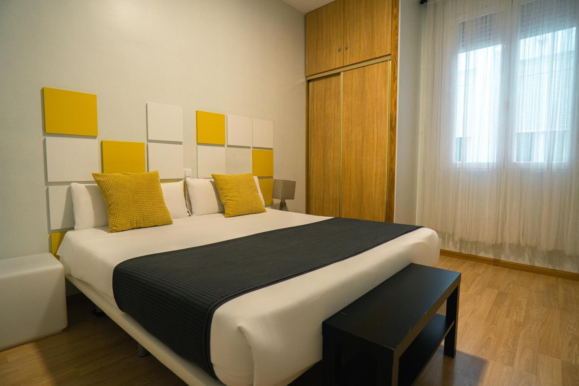 Aparthotel Smartr Madrid Chueca Esterno foto