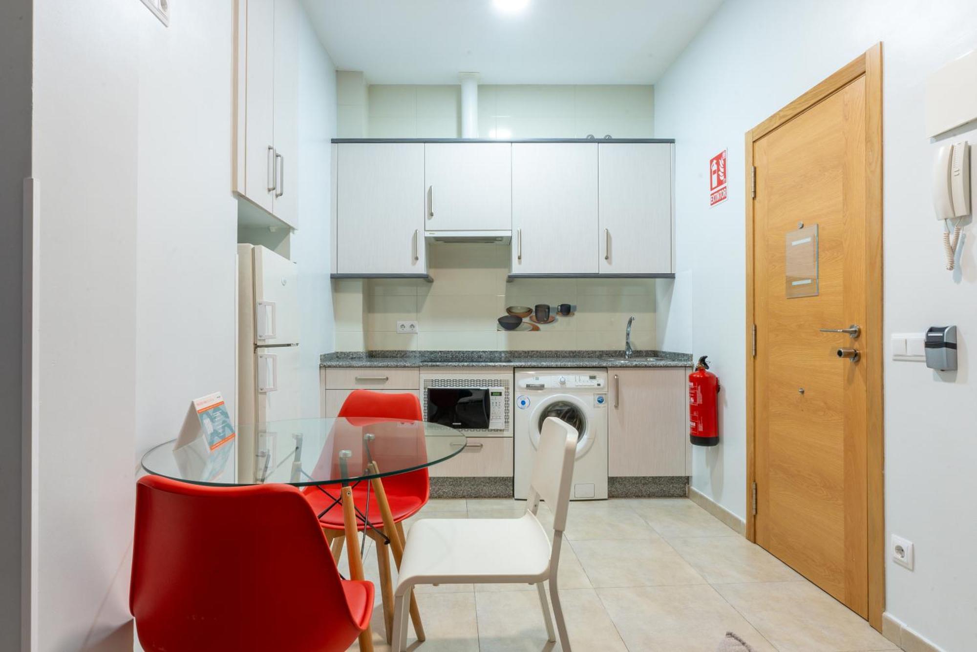 Aparthotel Smartr Madrid Chueca Esterno foto
