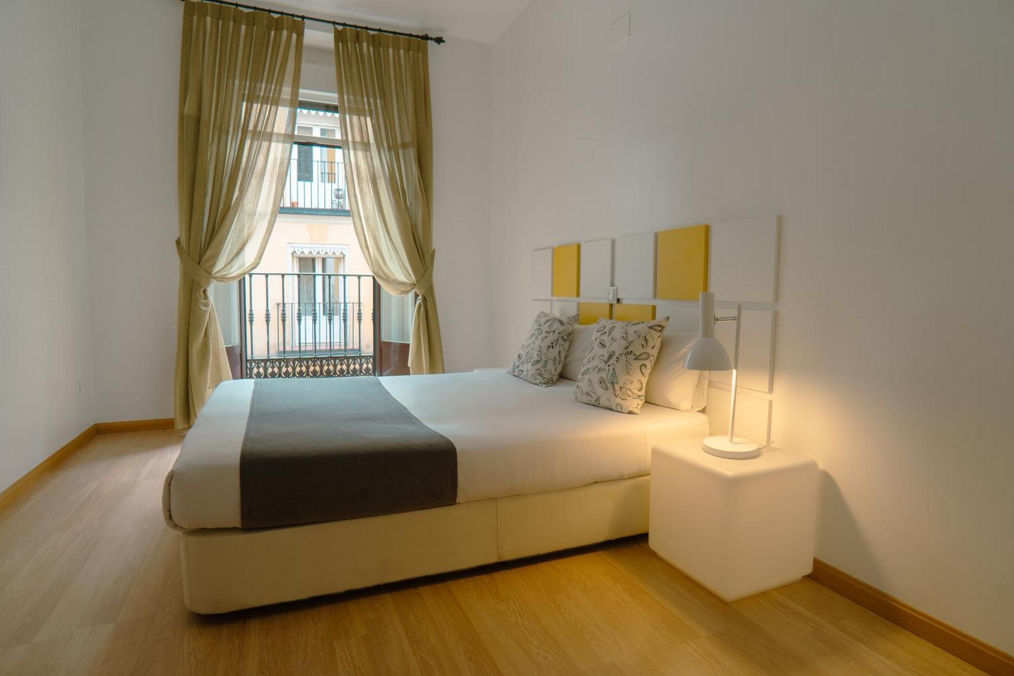 Aparthotel Smartr Madrid Chueca Esterno foto
