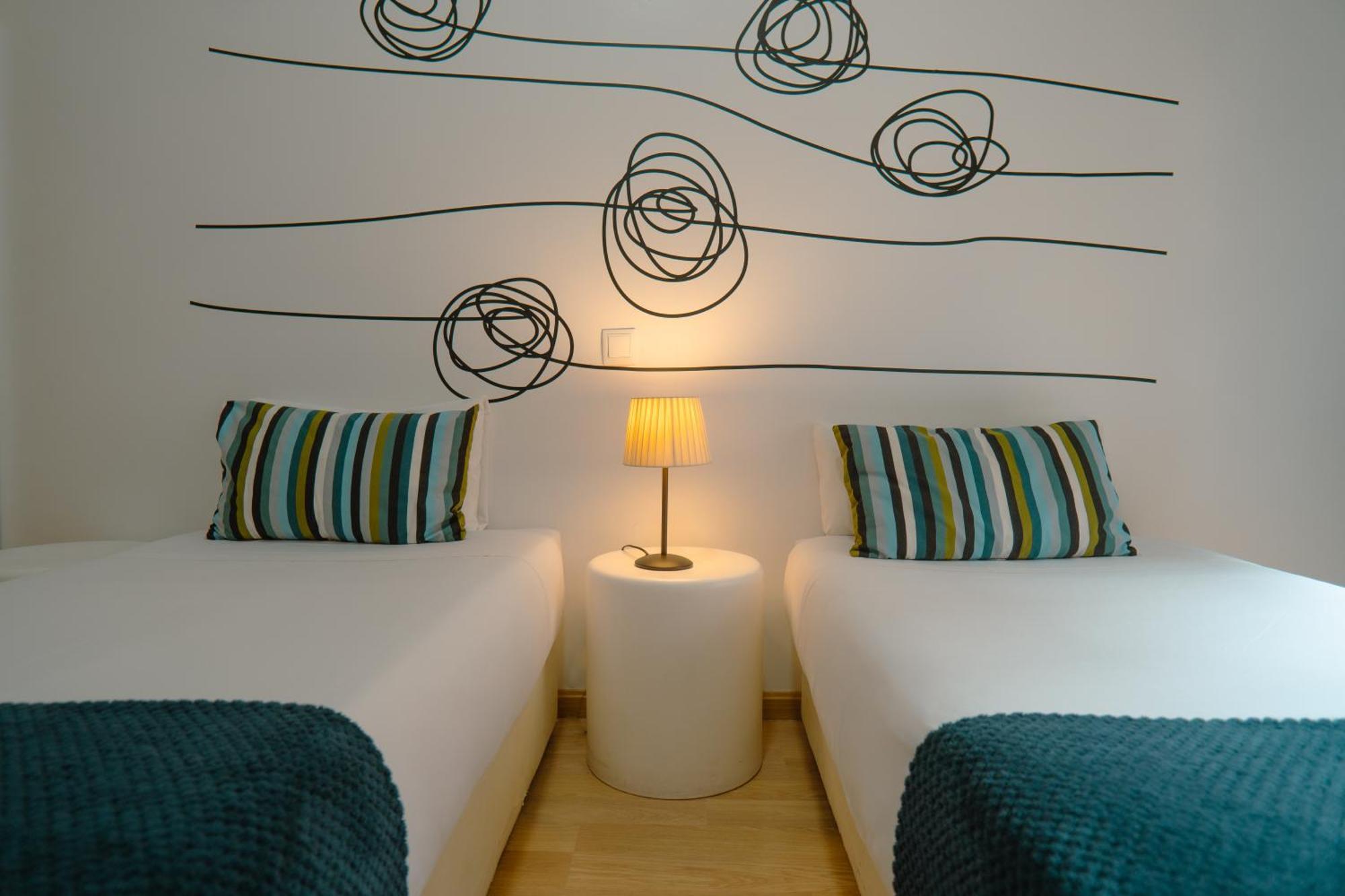 Aparthotel Smartr Madrid Chueca Esterno foto